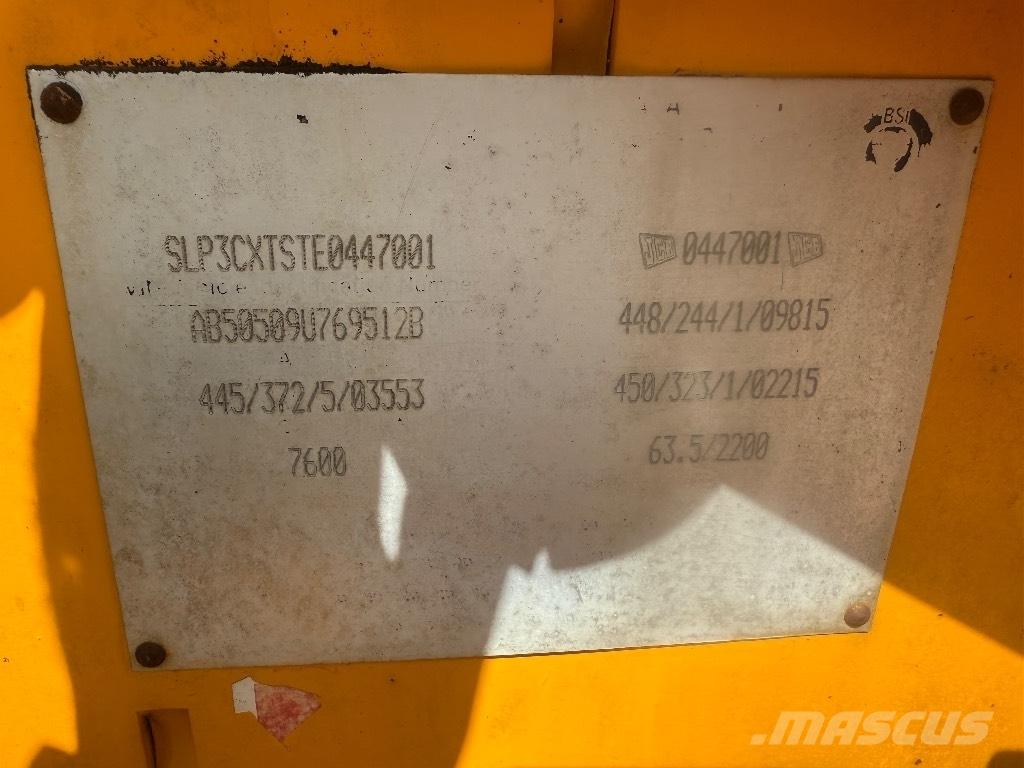 JCB 3CX Sitemaster 反铲装载机