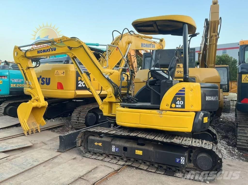 Komatsu PC 40 MR 小型挖掘机