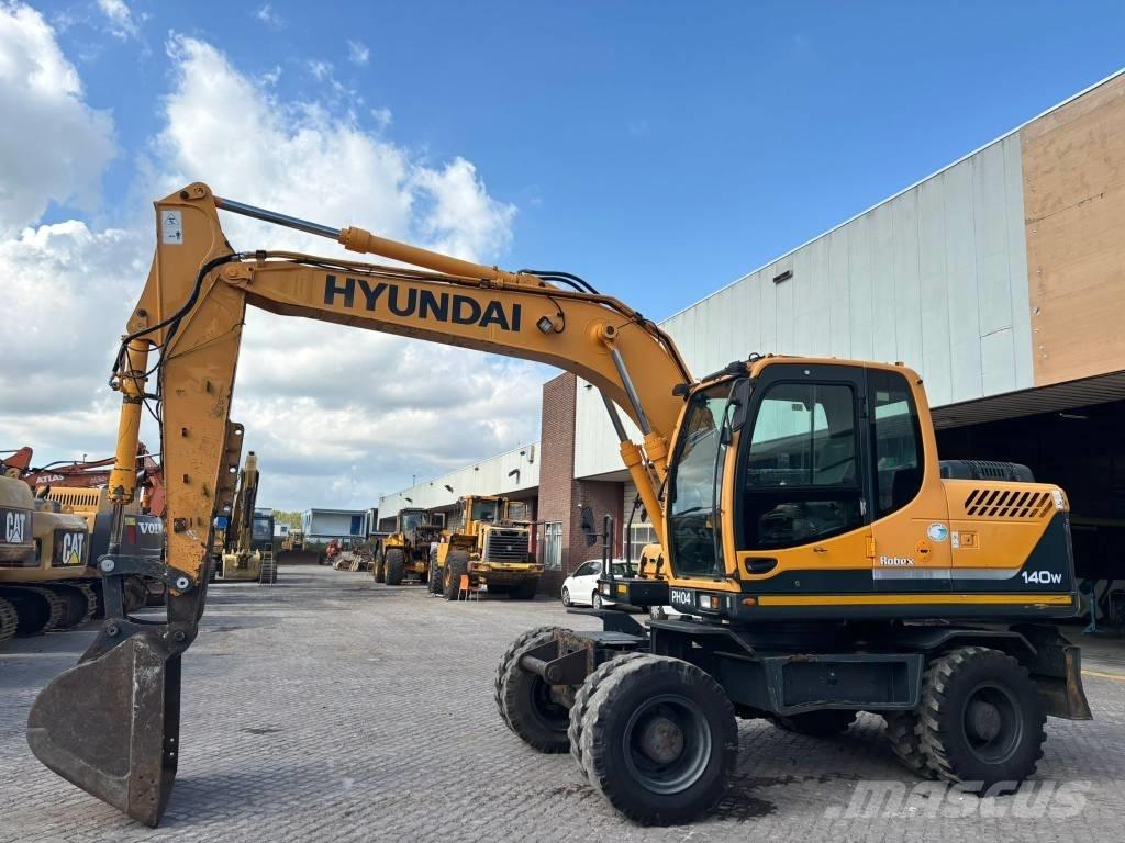 Hyundai 140W-9 轮式挖掘机