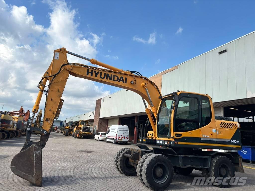 Hyundai 140W-9 轮式挖掘机