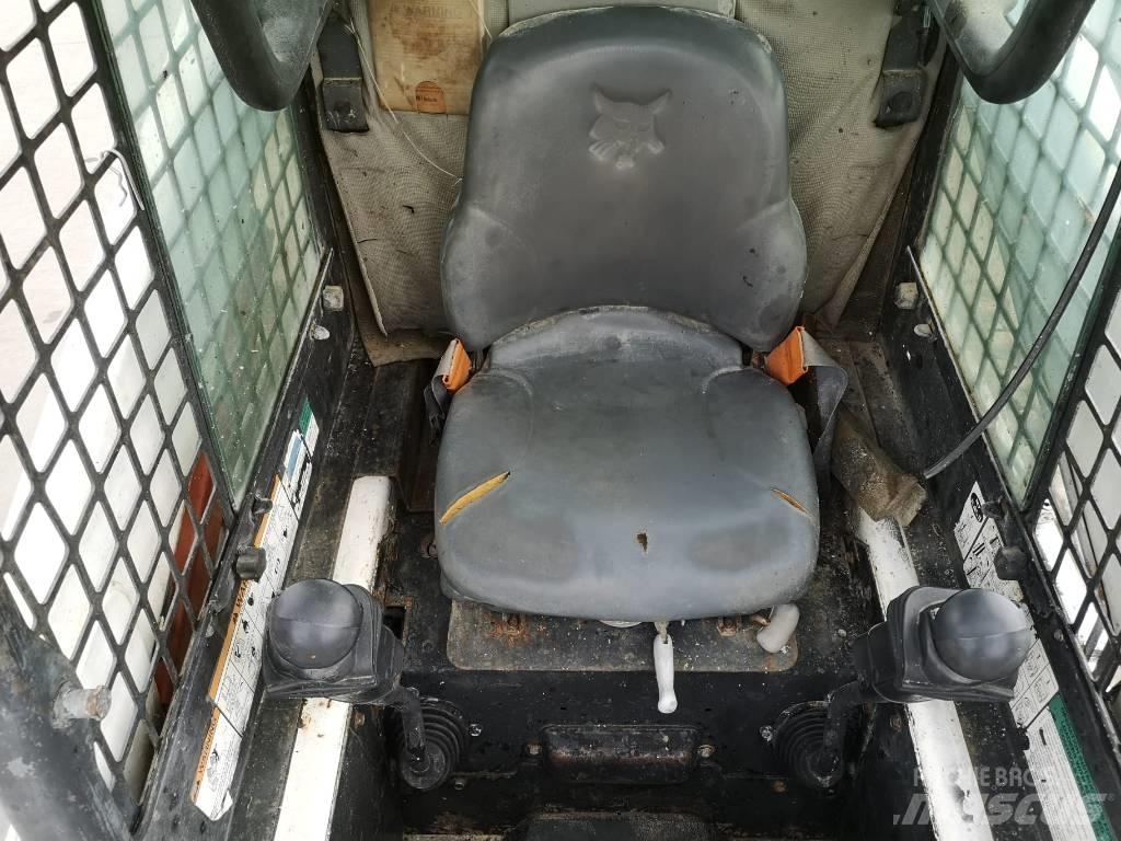 Bobcat T 200 滑移装载机