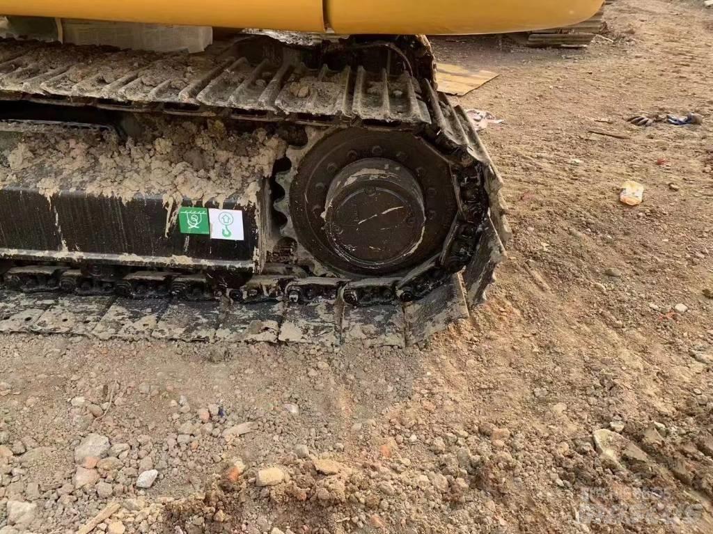CAT 307 履带挖掘机