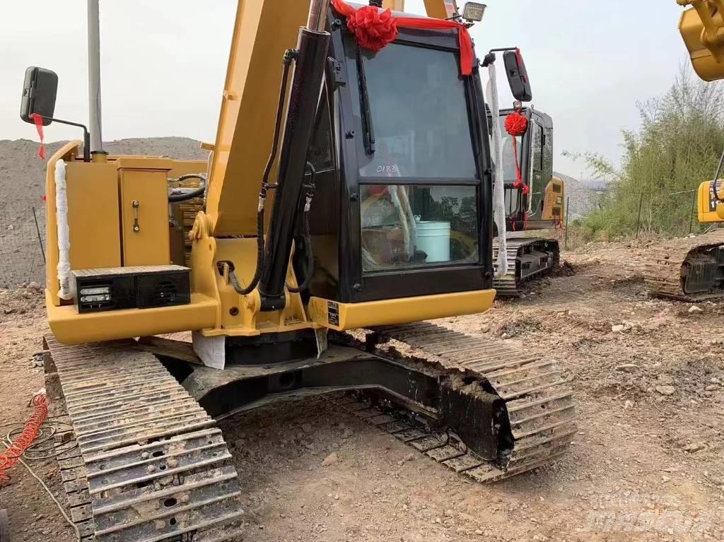 CAT 307 履带挖掘机
