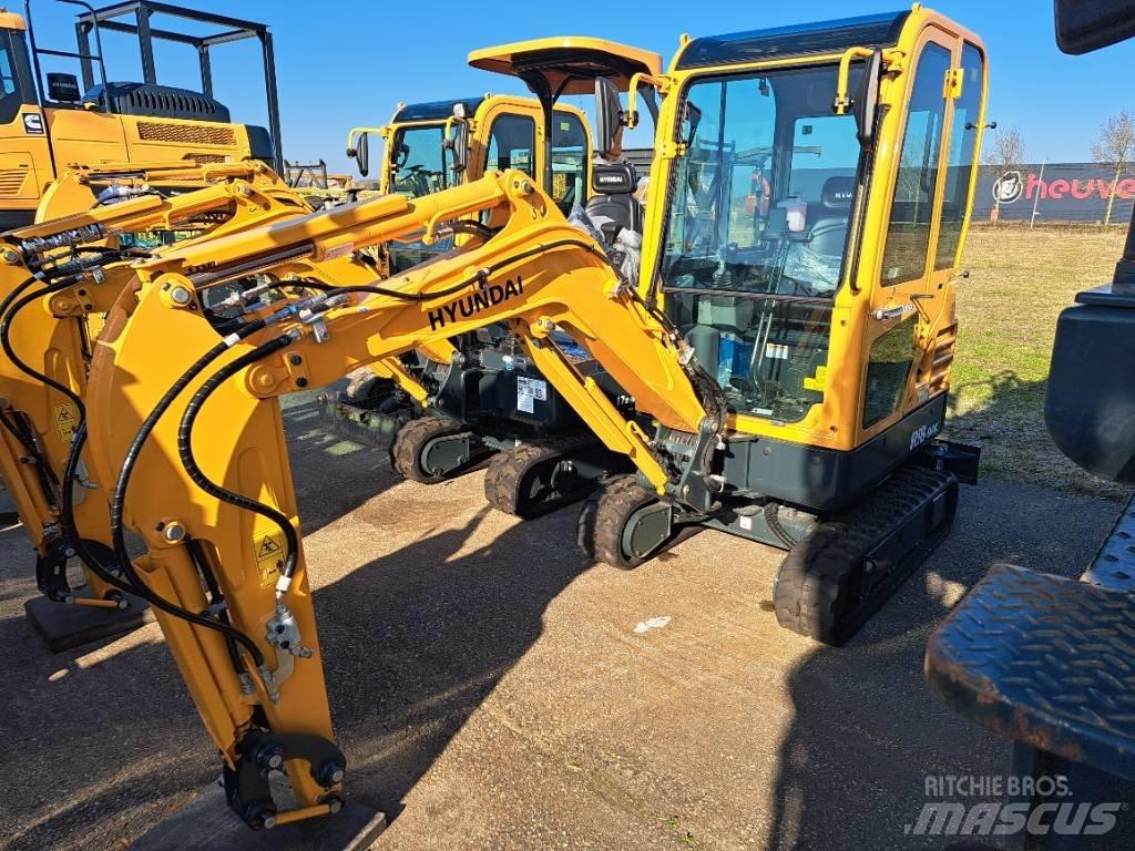 Hyundai R18-9AK 小型挖掘机