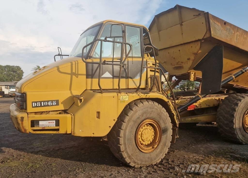 CAT 730 铰接式自卸车