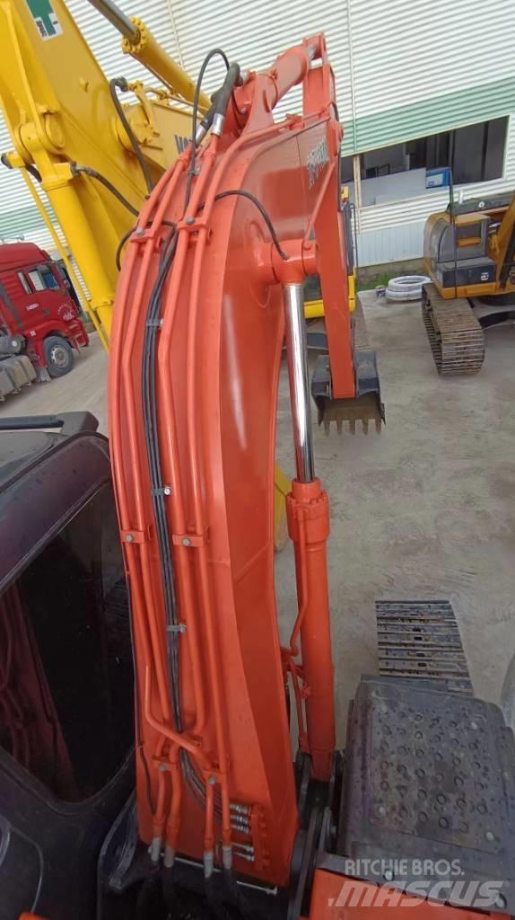 Hitachi ZX 120 履带挖掘机