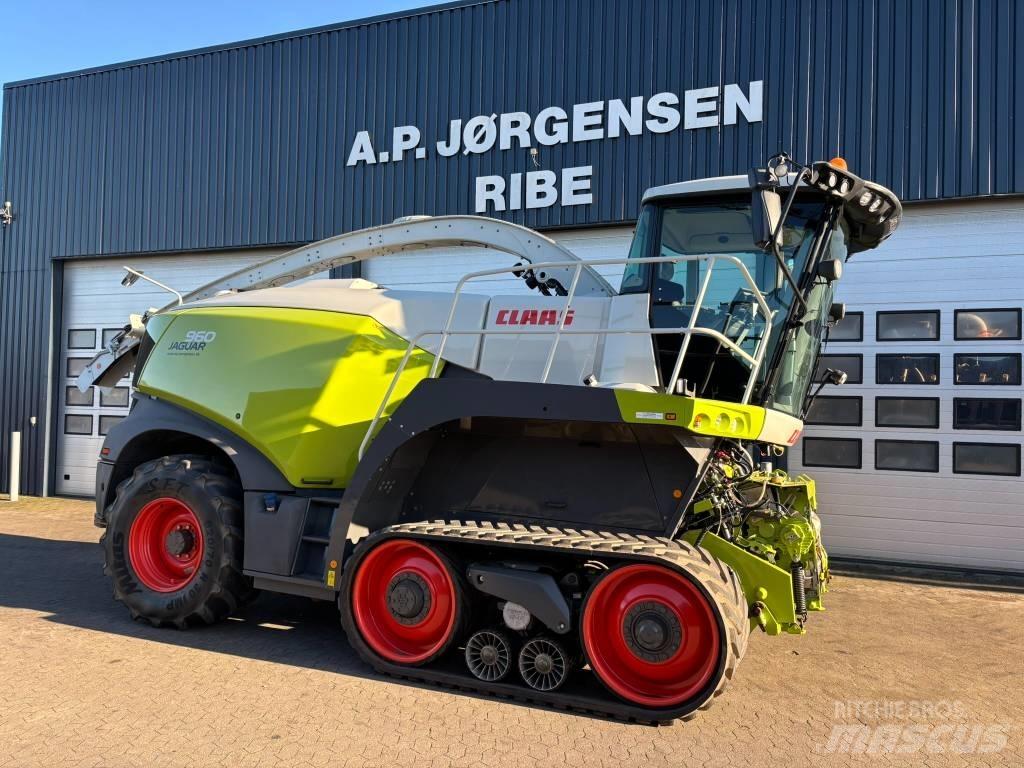 CLAAS Jaguar 960 4WD 自走式青贮饲料收割机