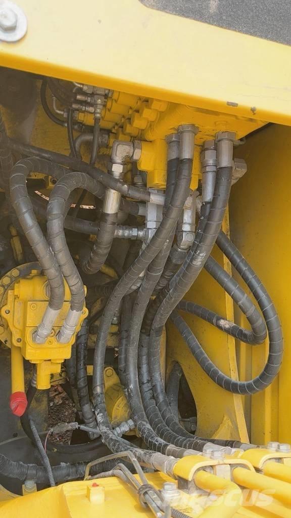 Komatsu PC 130 履带挖掘机
