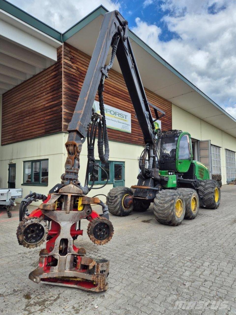 John Deere 1070 E 收割机