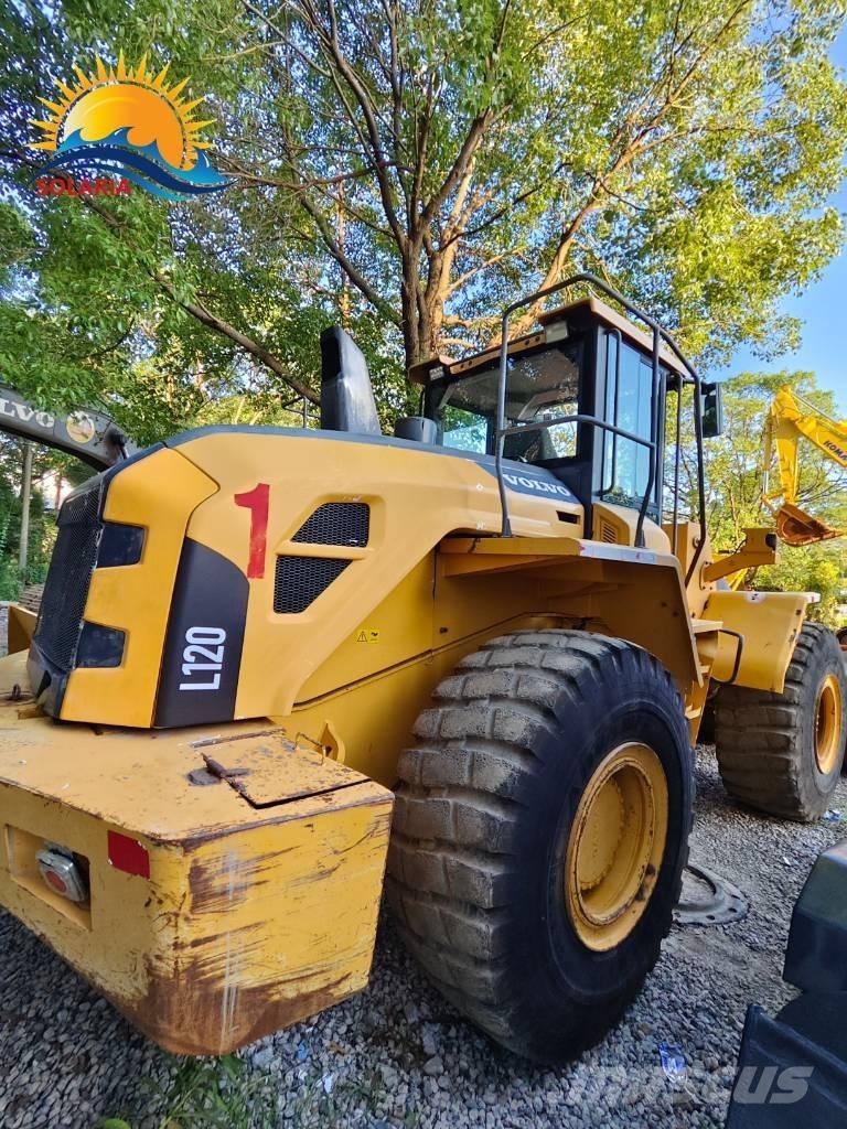 Volvo L 120 轮式装载机