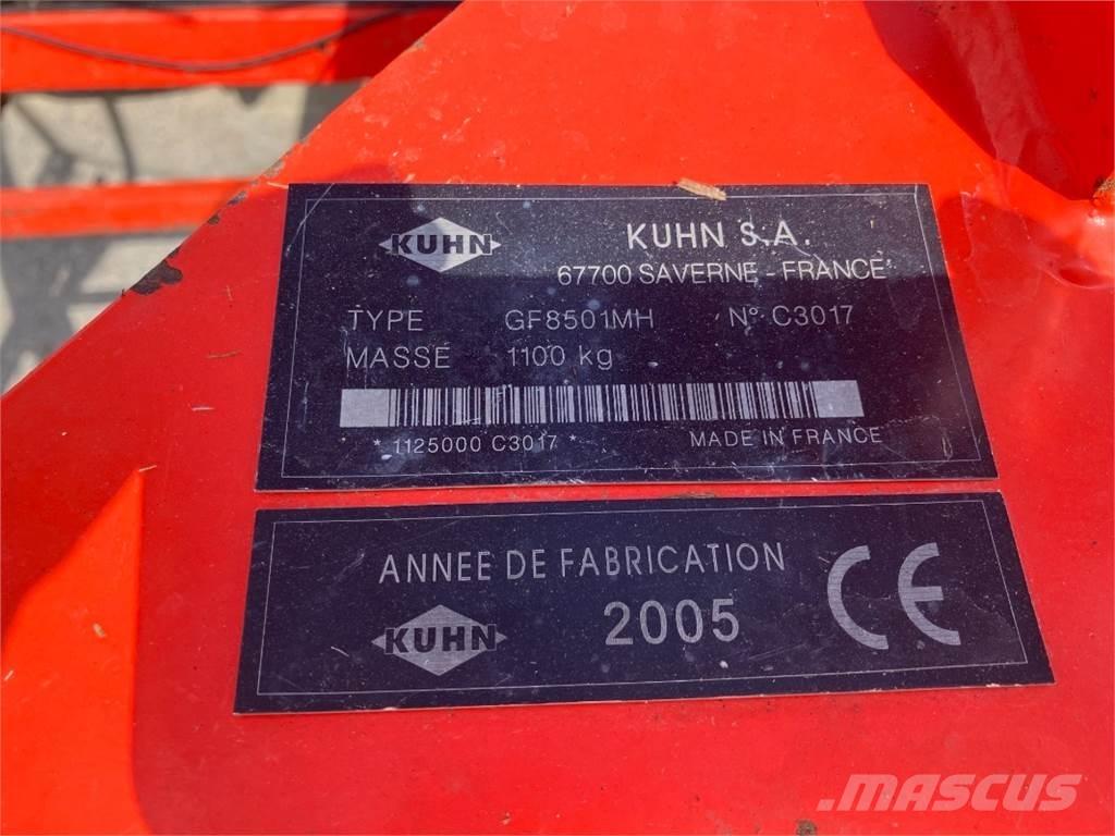 Kuhn GF 8501 MH 犁耙和摊草机