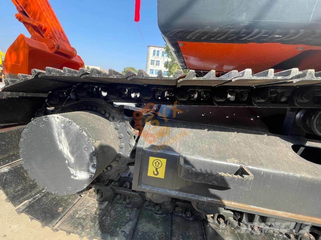 Doosan DX 225 LC 履带挖掘机