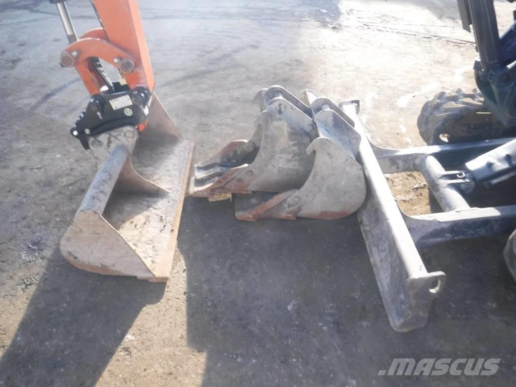 Hitachi ZX 33 U-6 小型挖掘机