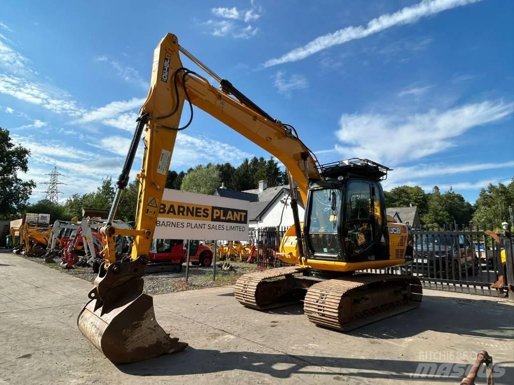 JCB JS 130 LC 履带挖掘机