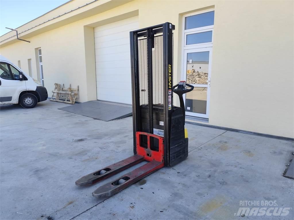 Hyster S1.0E 手推堆垛车