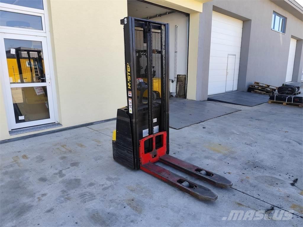 Hyster S1.0E 行走式堆垛机
