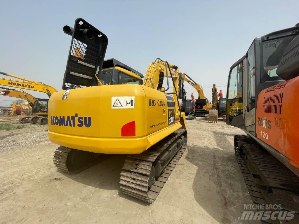 Komatsu PC 130 履带挖掘机