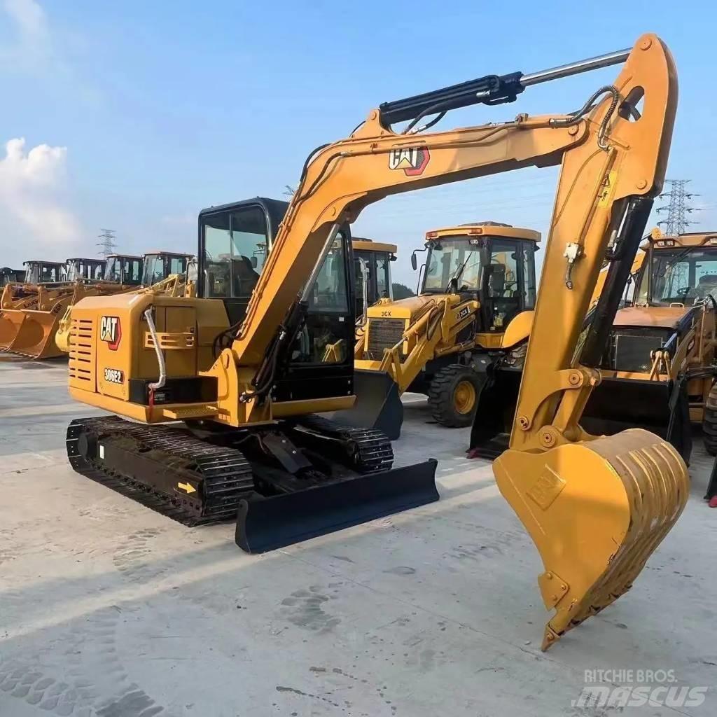 CAT 306 E2 小型挖掘机