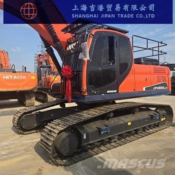 Doosan DX 300 履带挖掘机