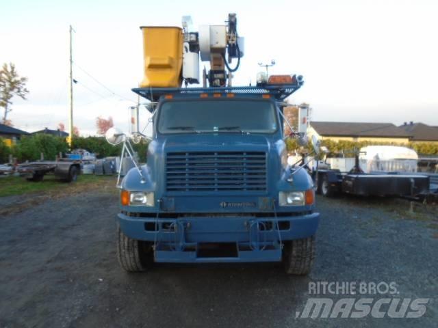 International F 4900 车载式高空作业车