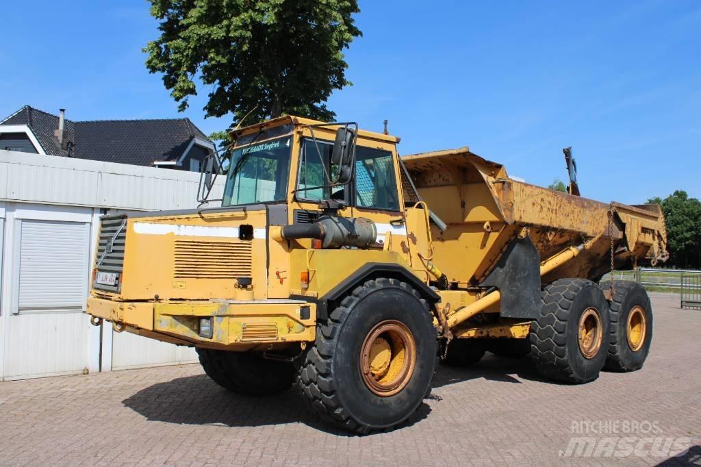 Volvo A 25 C 6x6 铰接式自卸车