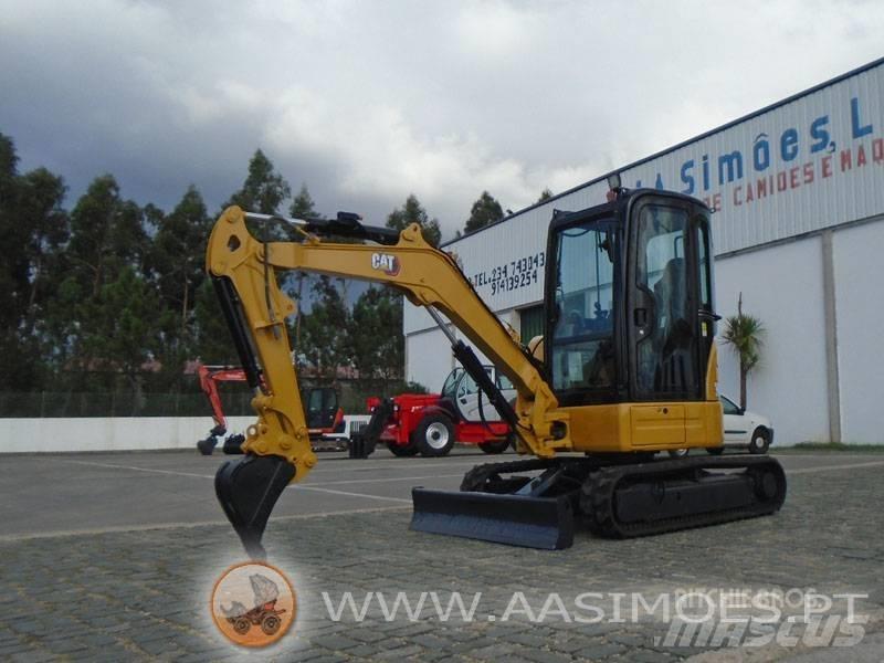 CAT 303.5 E CR 小型挖掘机