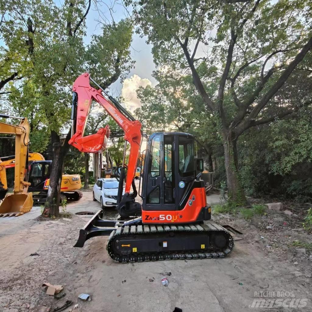Hitachi ZX 50 U 小型挖掘机