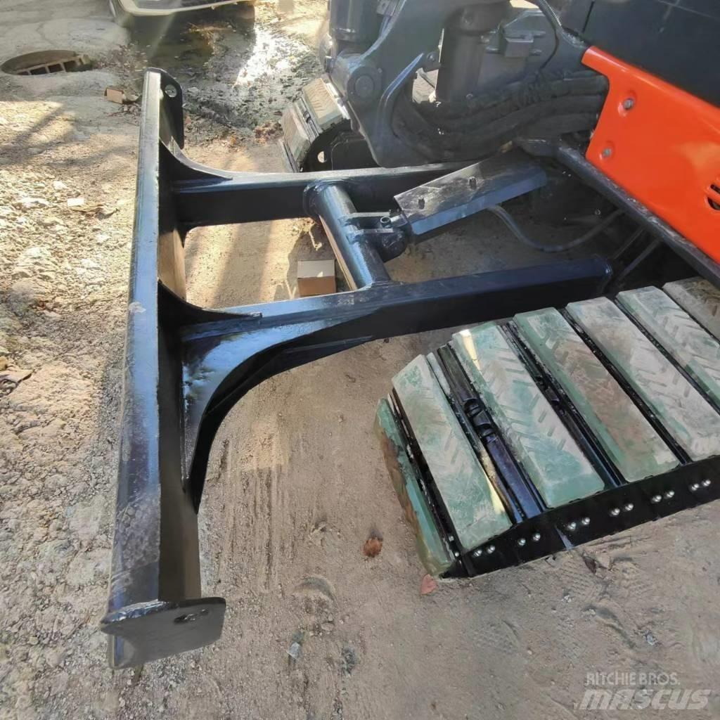 Hitachi ZX 50 U 小型挖掘机