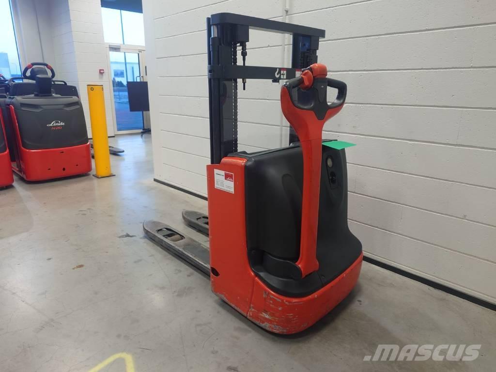 Linde L12/1172 手推堆垛车