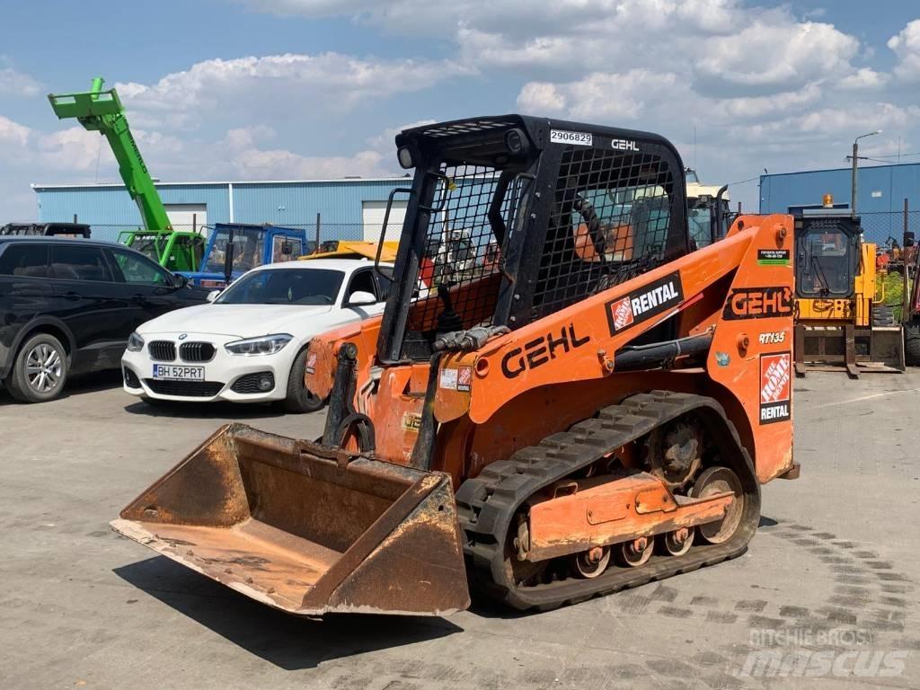 Gehl RT135 小型装载机