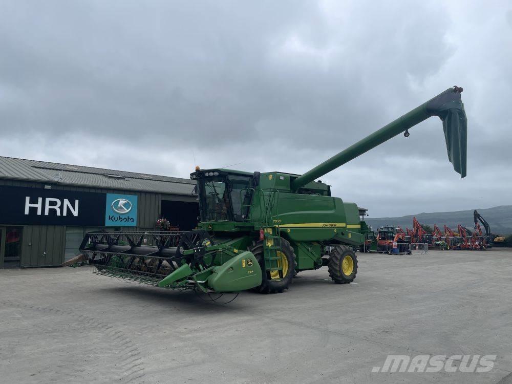 John Deere T 550 联合收割机