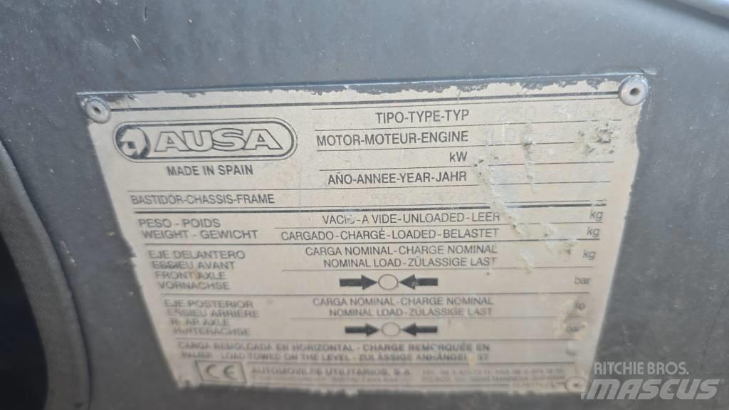 Ausa D 250 翻斗车\公路型自卸车