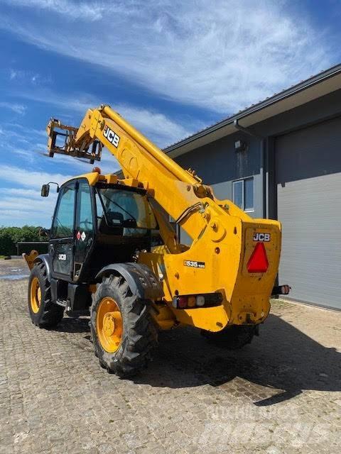 JCB 535-125 伸缩臂叉装车|叉装车