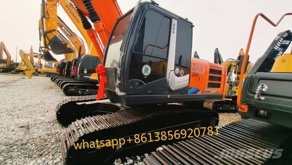 Hitachi ZX 200 履带挖掘机