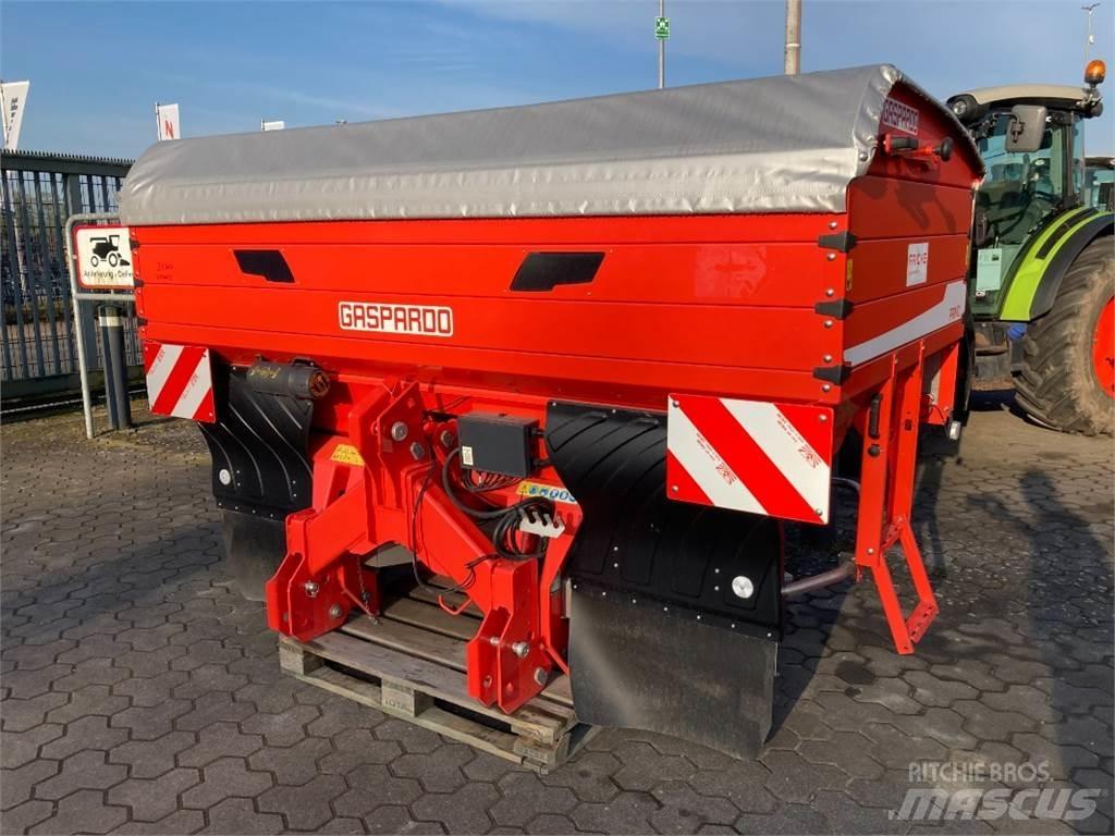 Maschio Primo EW 矿物肥料撒播机
