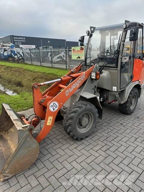 Atlas 40 小型装载机