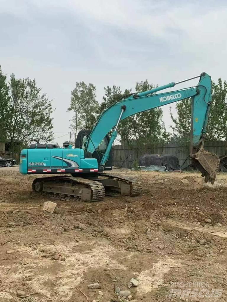 Kobelco SK200 履带挖掘机