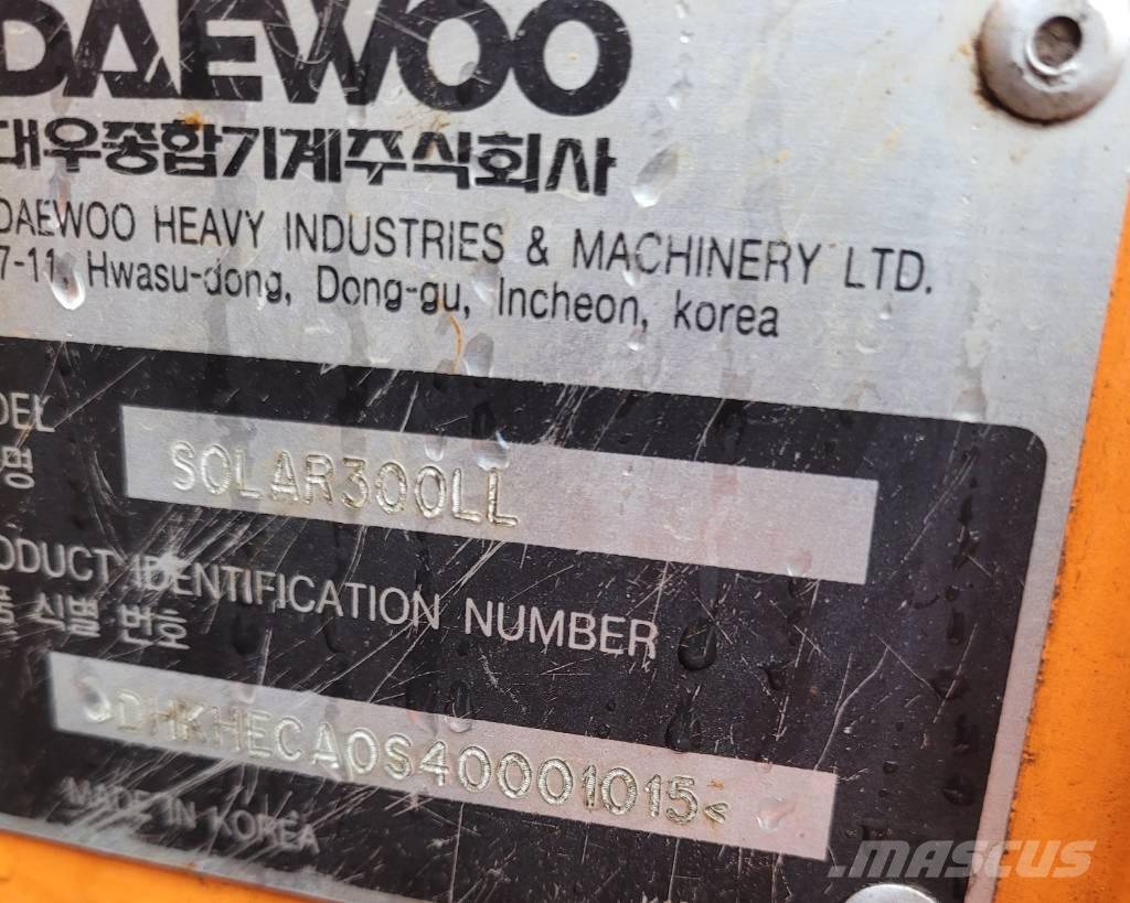 Daewoo Solar 300 LL 挖坑机