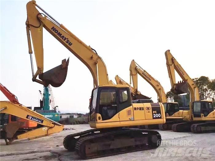 Komatsu PC 200-7 履带挖掘机