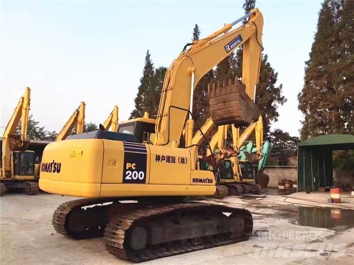 Komatsu PC 200-7 履带挖掘机