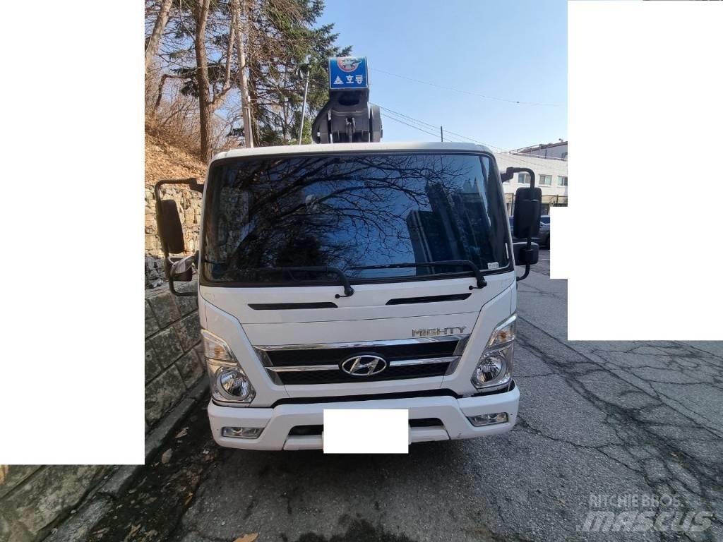 Horyong SKY300 车载式高空作业车