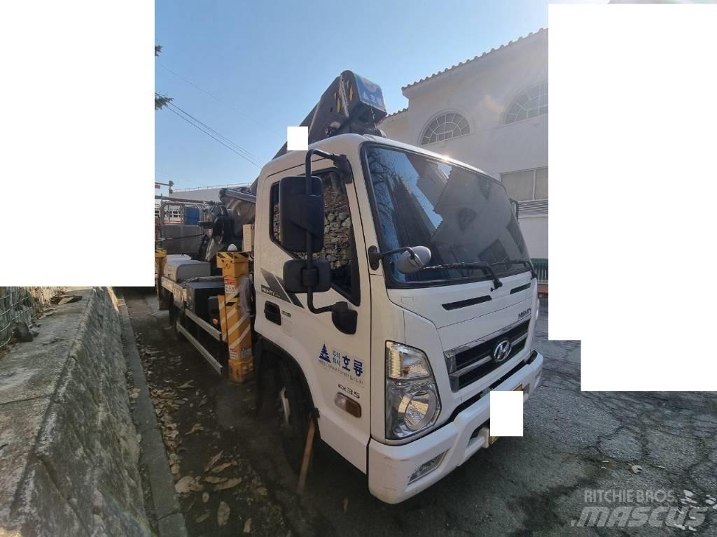 Horyong SKY300 车载式高空作业车