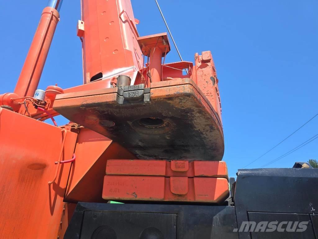 Liebherr LTM 1090-2 全地面起重机︳移动式起重机