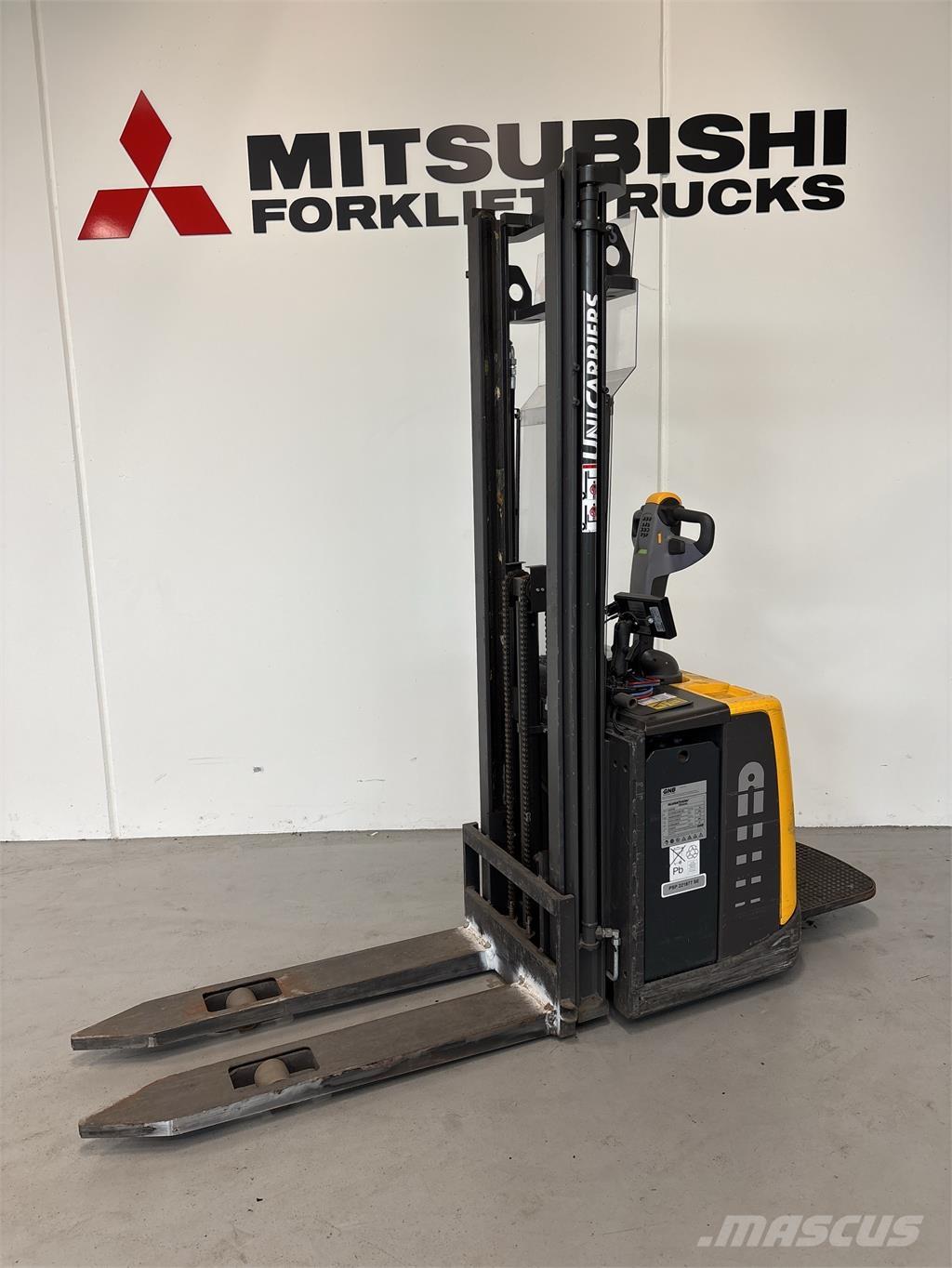 Atlet PSP125 行走式堆垛机