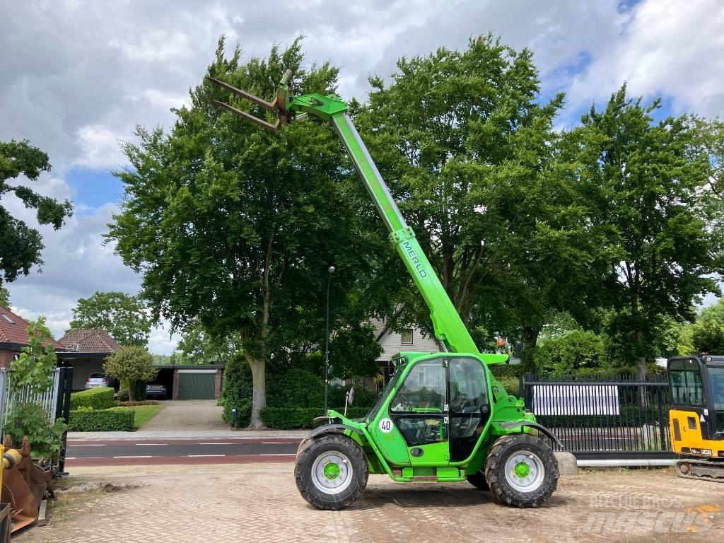 Merlo P 32.6 伸缩臂叉装车|叉装车