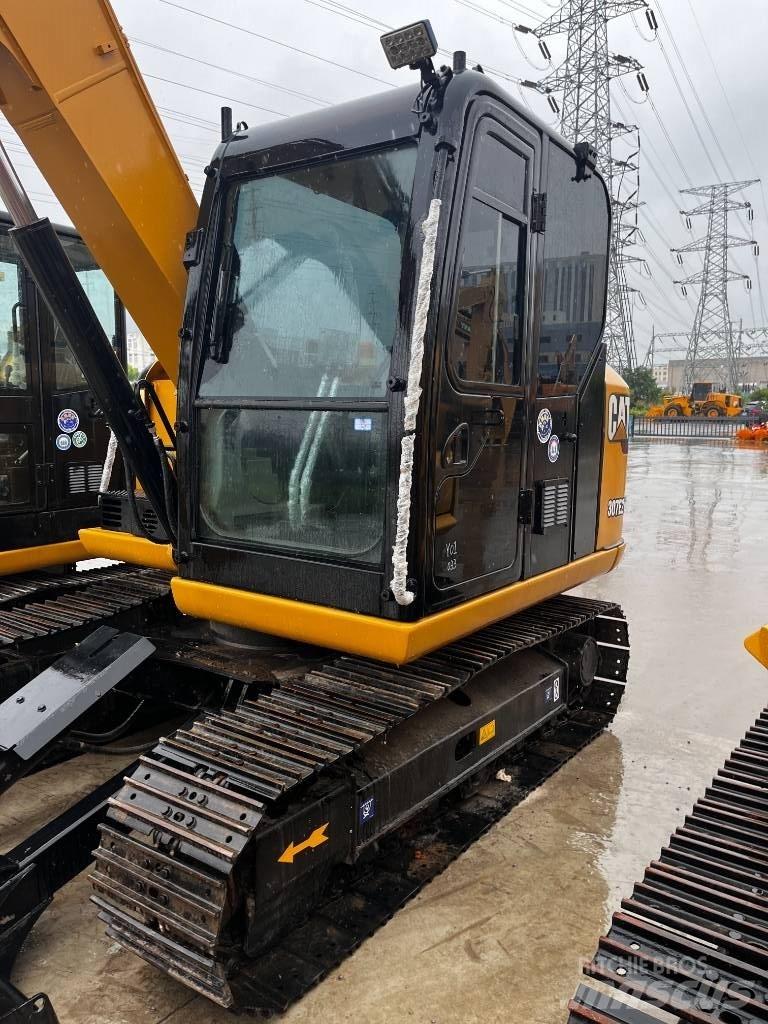 CAT 307 E2 小型挖掘机