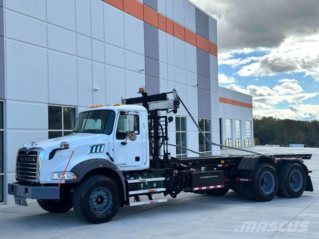 Mack Granite GU 813 可拆卸式卡车