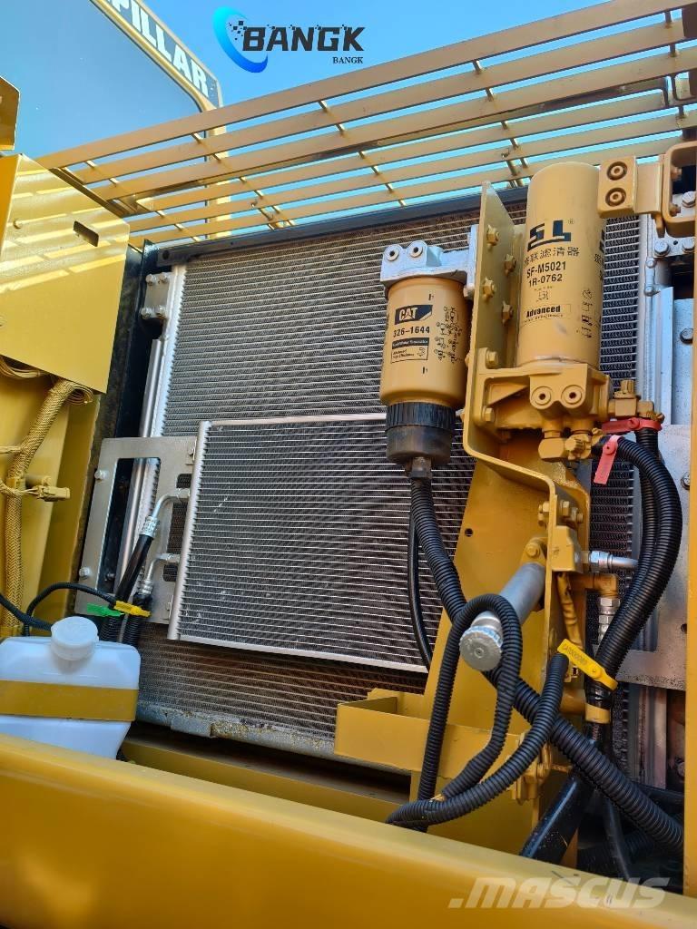 CAT 330 CL 履带挖掘机