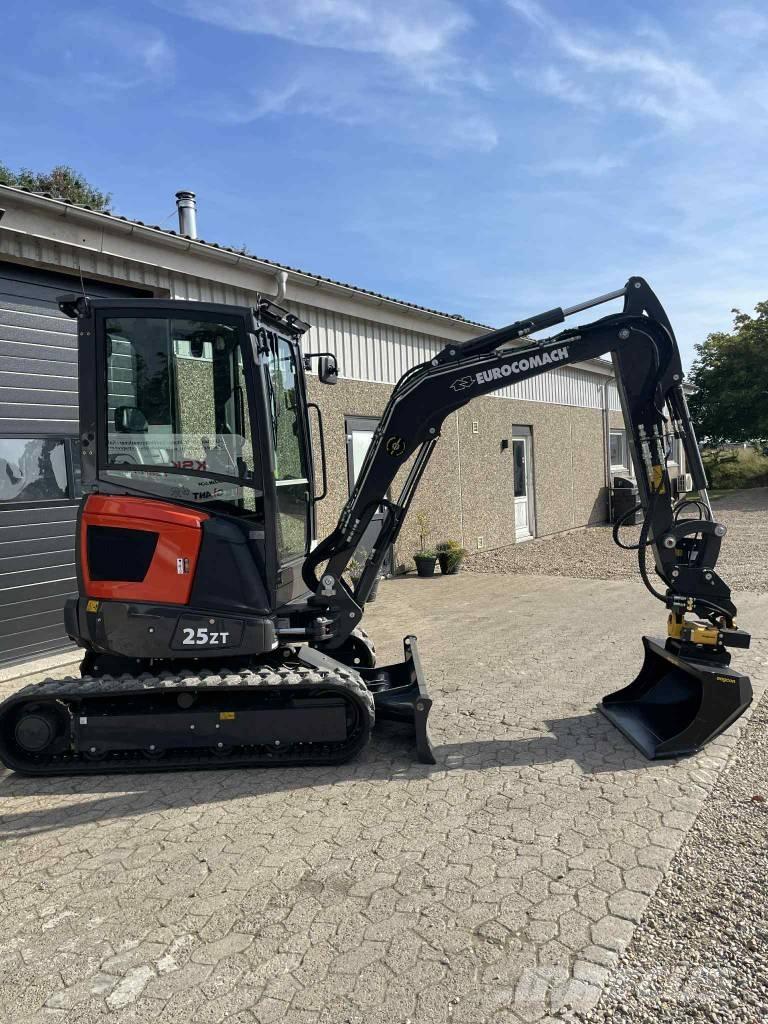 Eurocomach 25 ZT 小型挖掘机