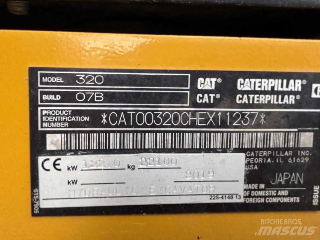 CAT 320 履带挖掘机